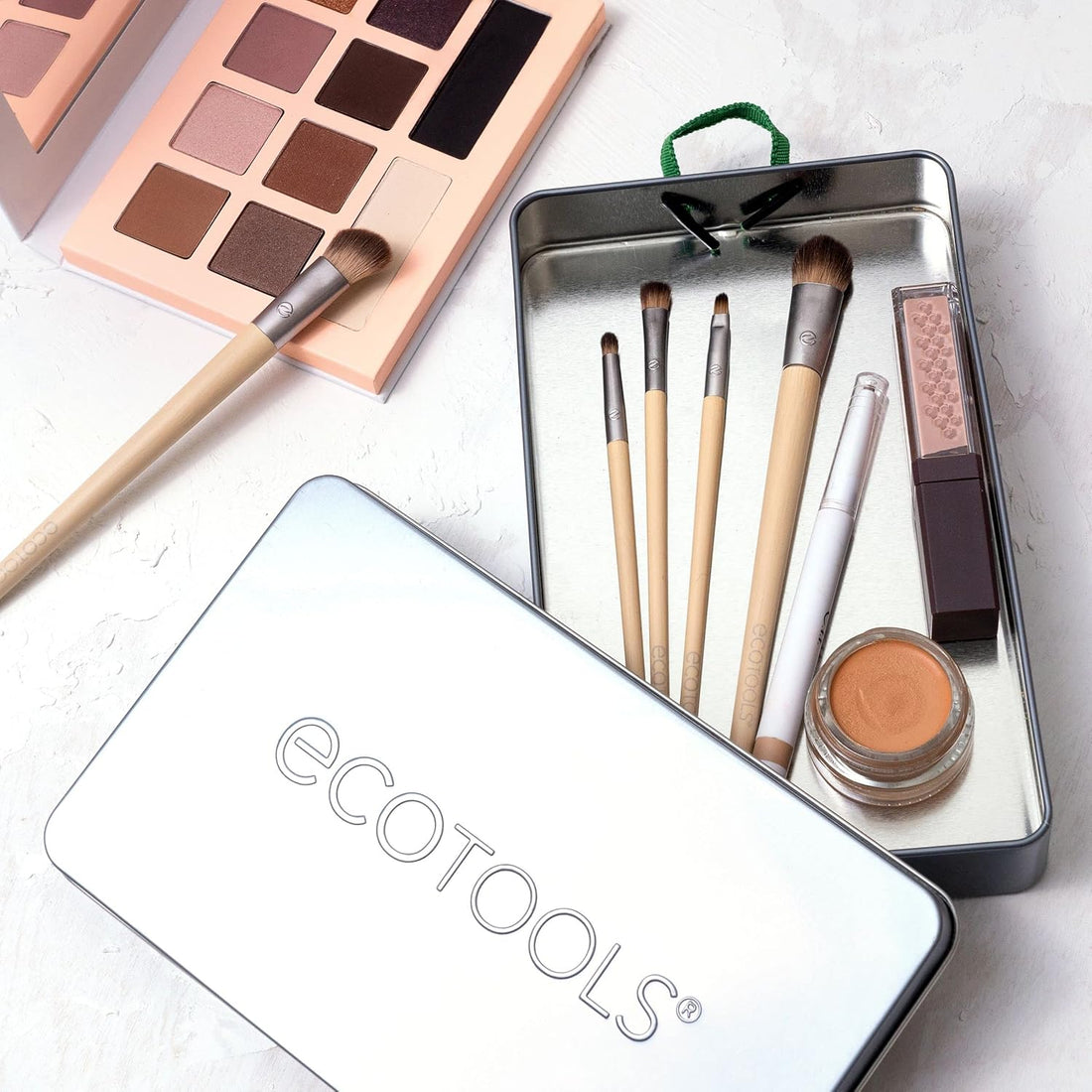 Daily Defined Eye Brush Kit, Makeup Brushes for Liquid, Powder, & Cream Eyeshadow.