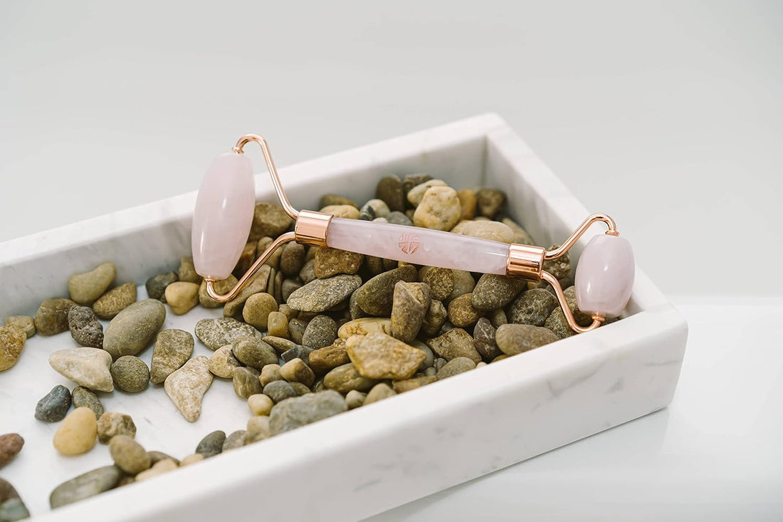 Beauty Rose Quartz Face Roller for Muscle Tightening, Eyes Wrinkles Relaxing Alternative to Jade Roller