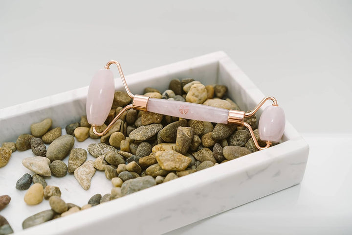 Beauty Rose Quartz Face Roller for Muscle Tightening, Eyes Wrinkles Relaxing Alternative to Jade Roller